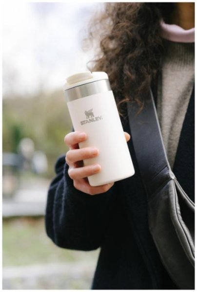 Zoom bild av 350 ml AeroLight™ transitmugg, cream